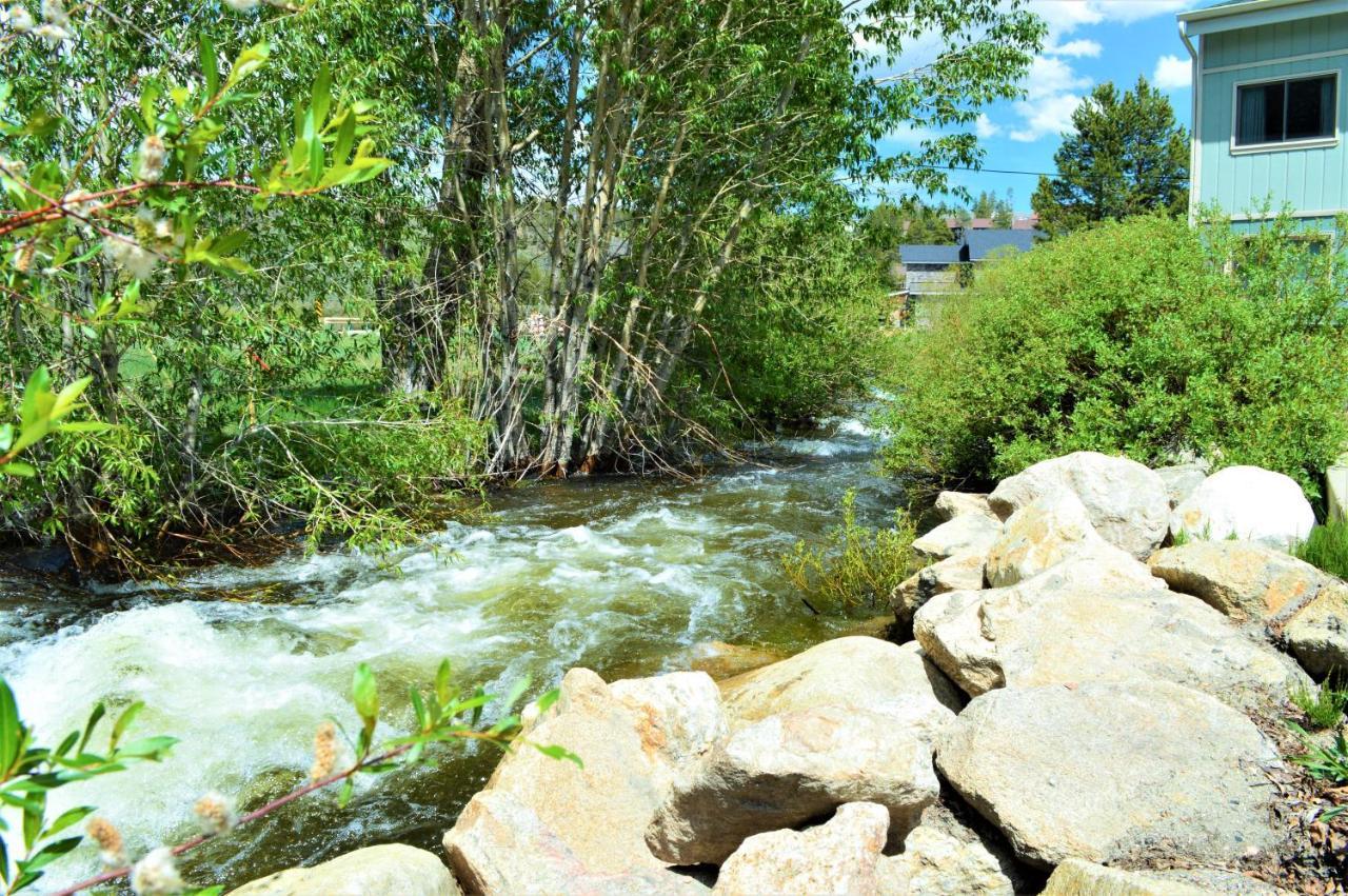 Twin Rivers Fraser Extérieur photo